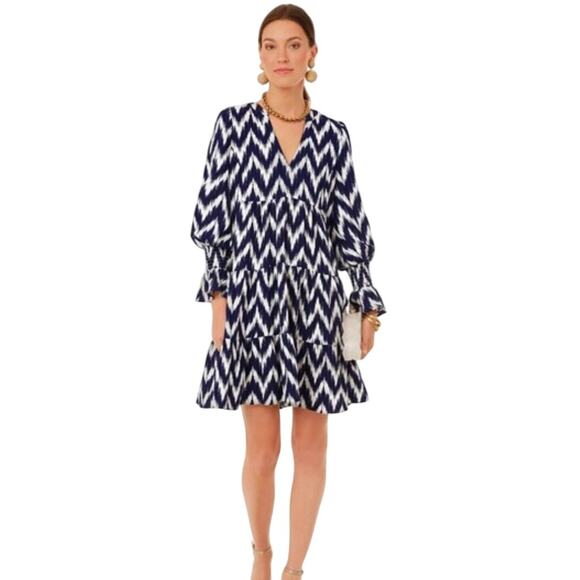 Pomander Place Tuckernuck Navy White Chevron Blouson Sleeve Tiered Shift Dress - Picture 1 of 9